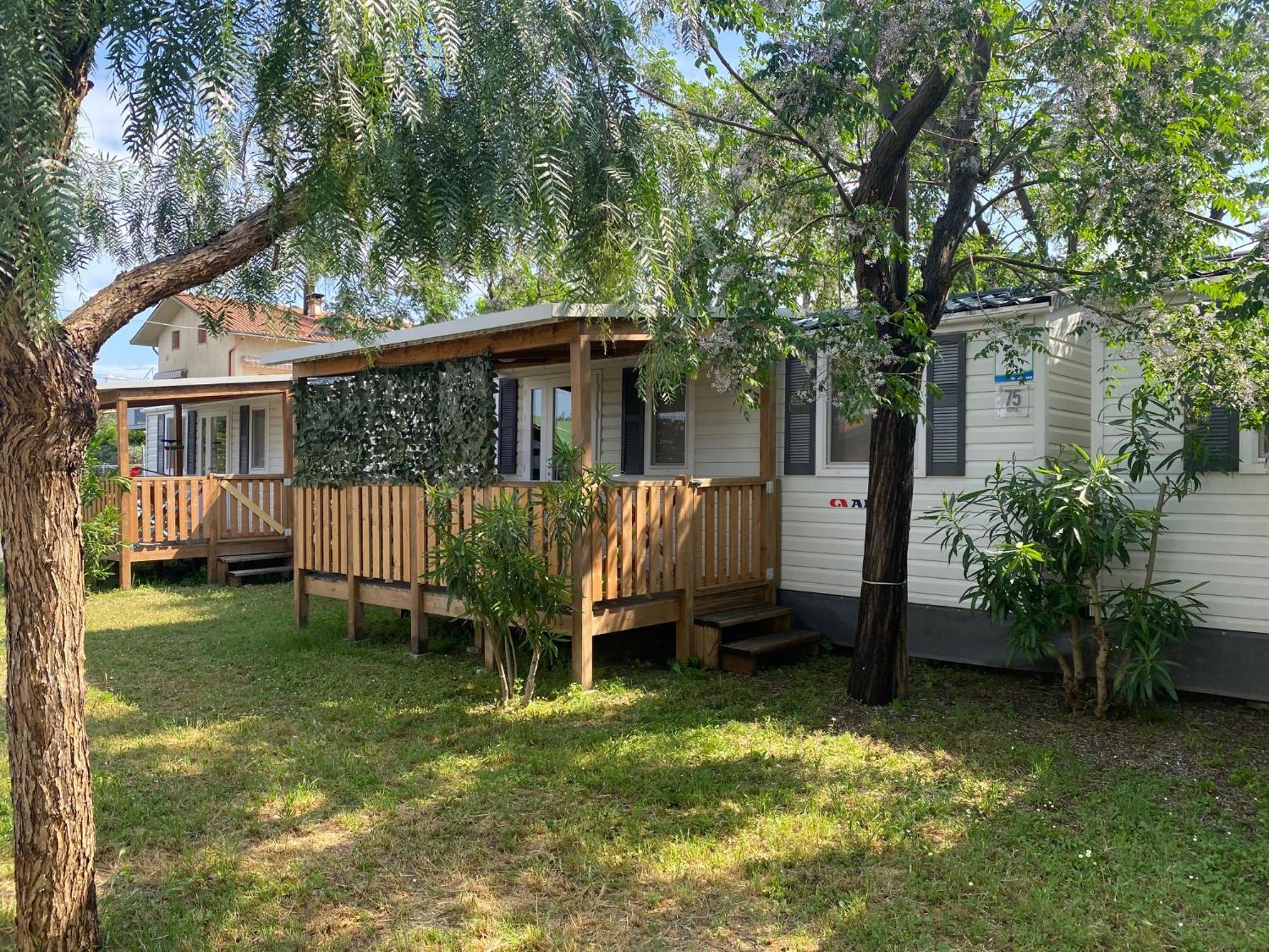 Mobilhomes Skalla Cz Apartment Martinsicuro