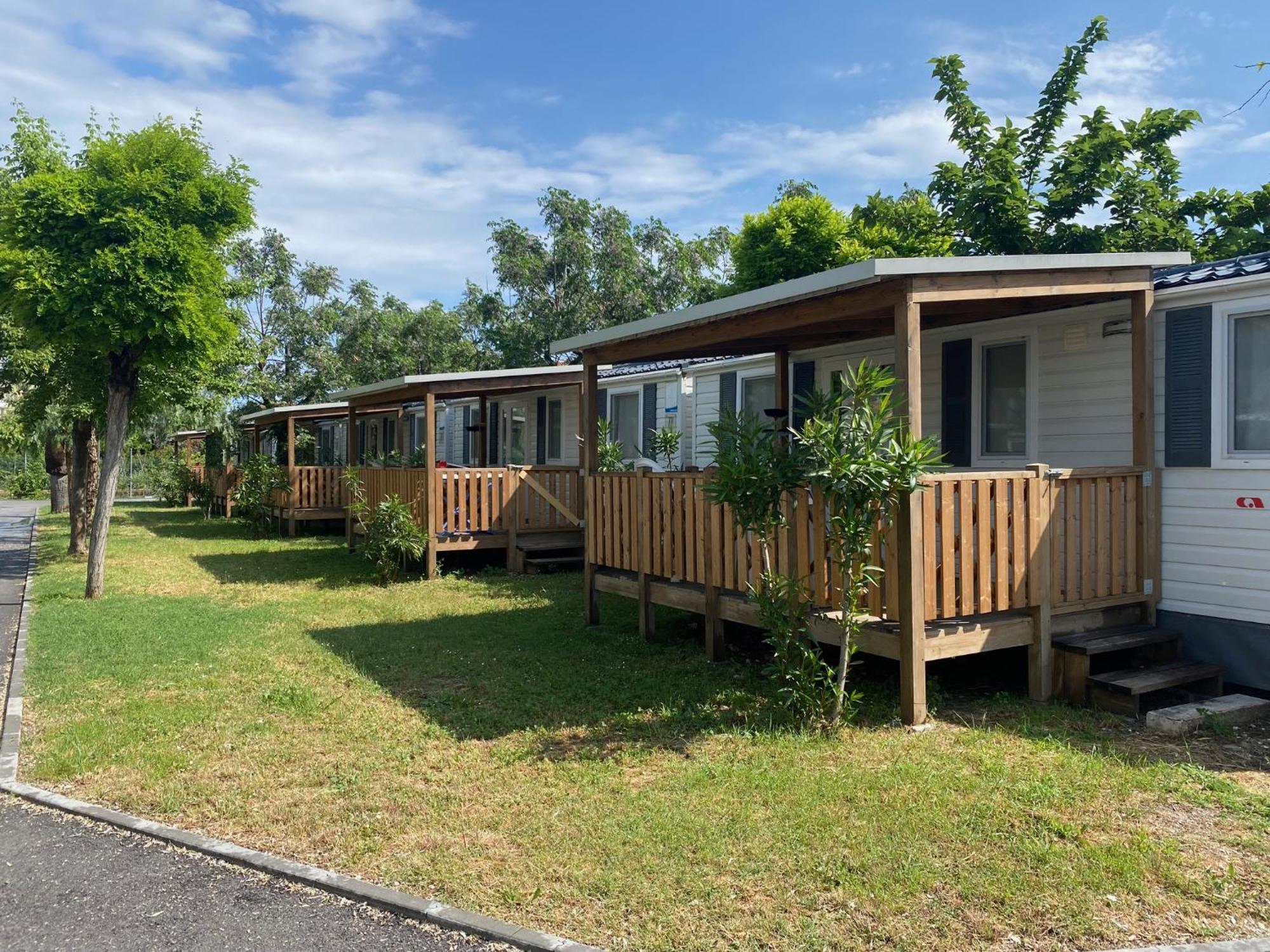 Appartement Mobilhomes Skalla Cz *